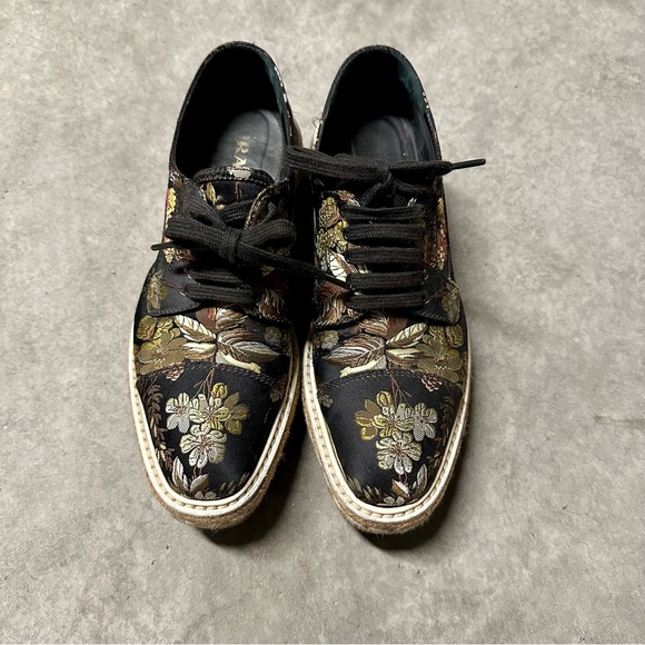 Women’s Prada Flower Print Platform Sneaker - Picture 1 of 6